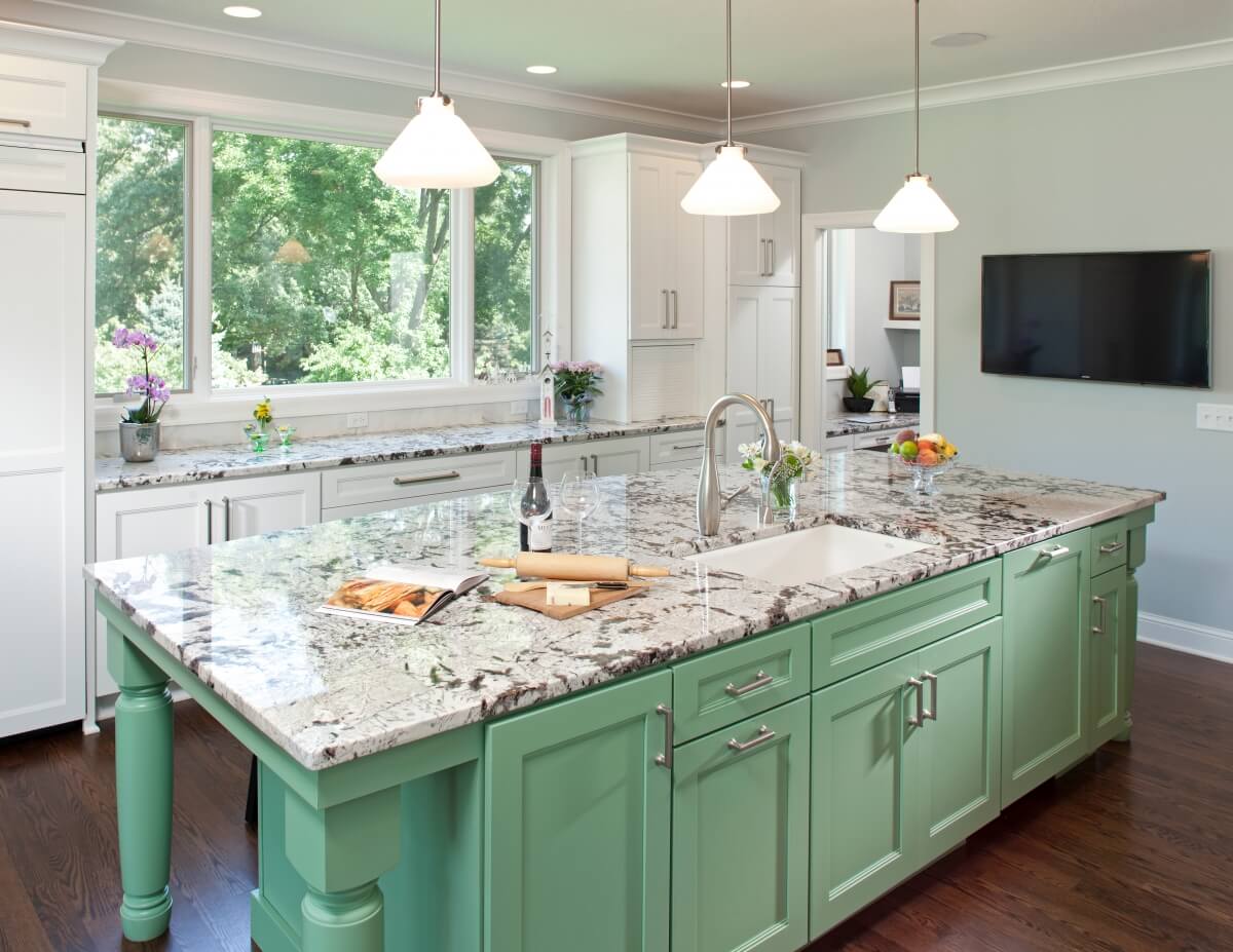 The Best Ways To Incorporate Mint Green Into Your Kitchen