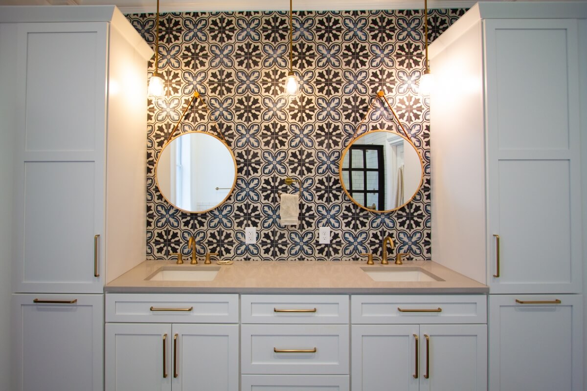 Dura Supreme Cabinetry, design by Devin Mearig of dRemodeling, Philadelphia, PA.