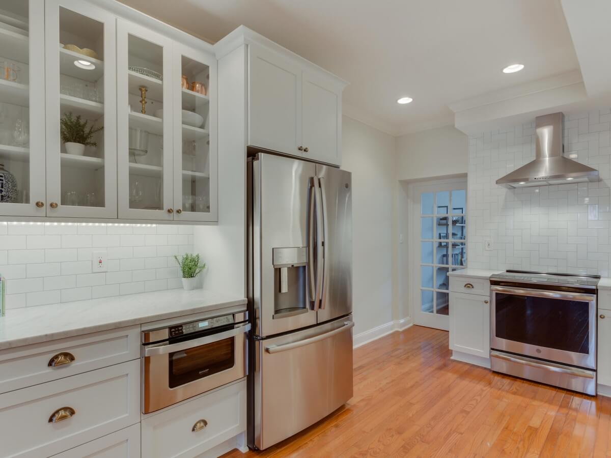 Under Counter Warming Drawer in Kitchen Pantry - Transitional - Kitchen