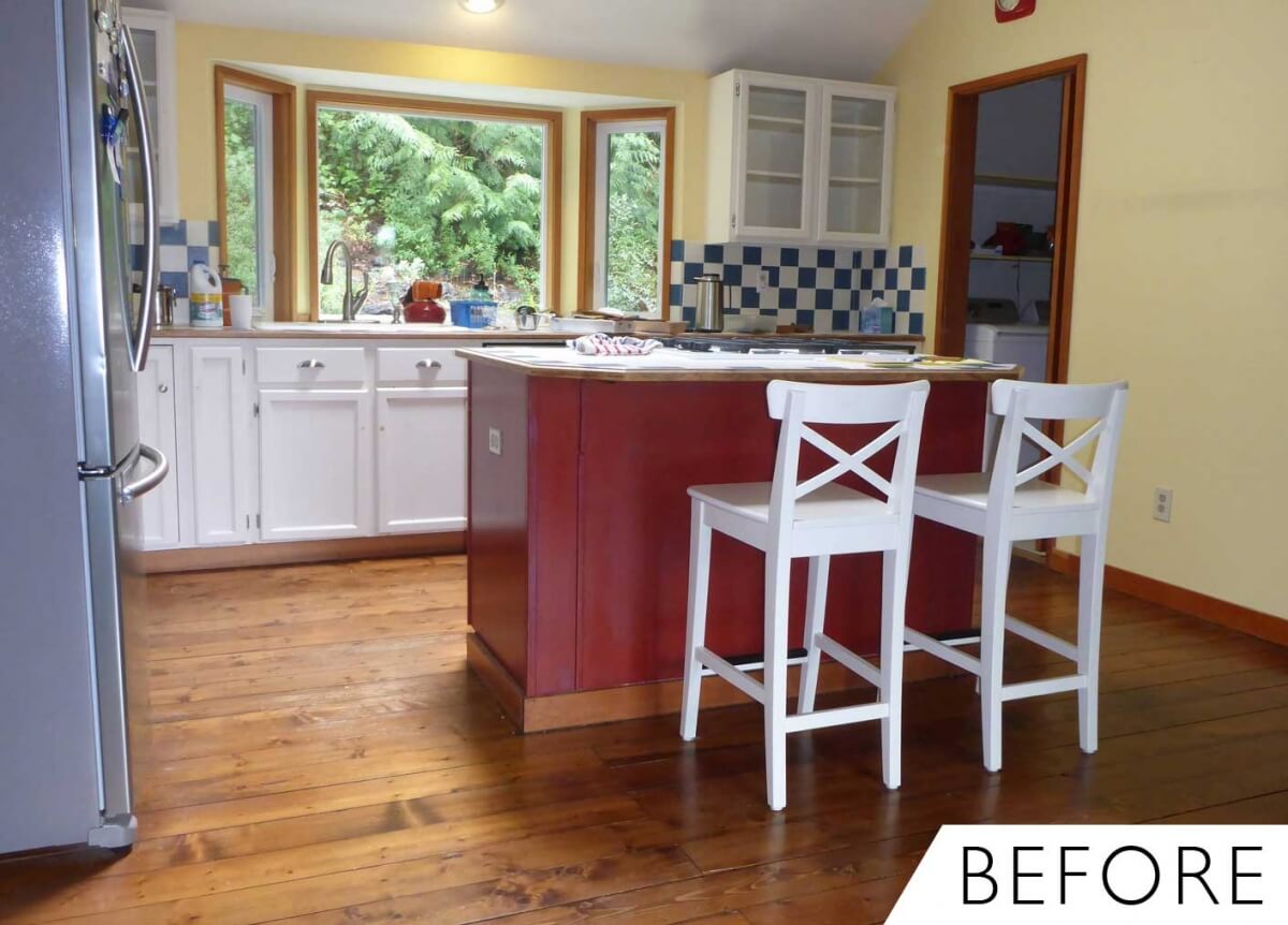 Before photo of a farmhouse kitchen.