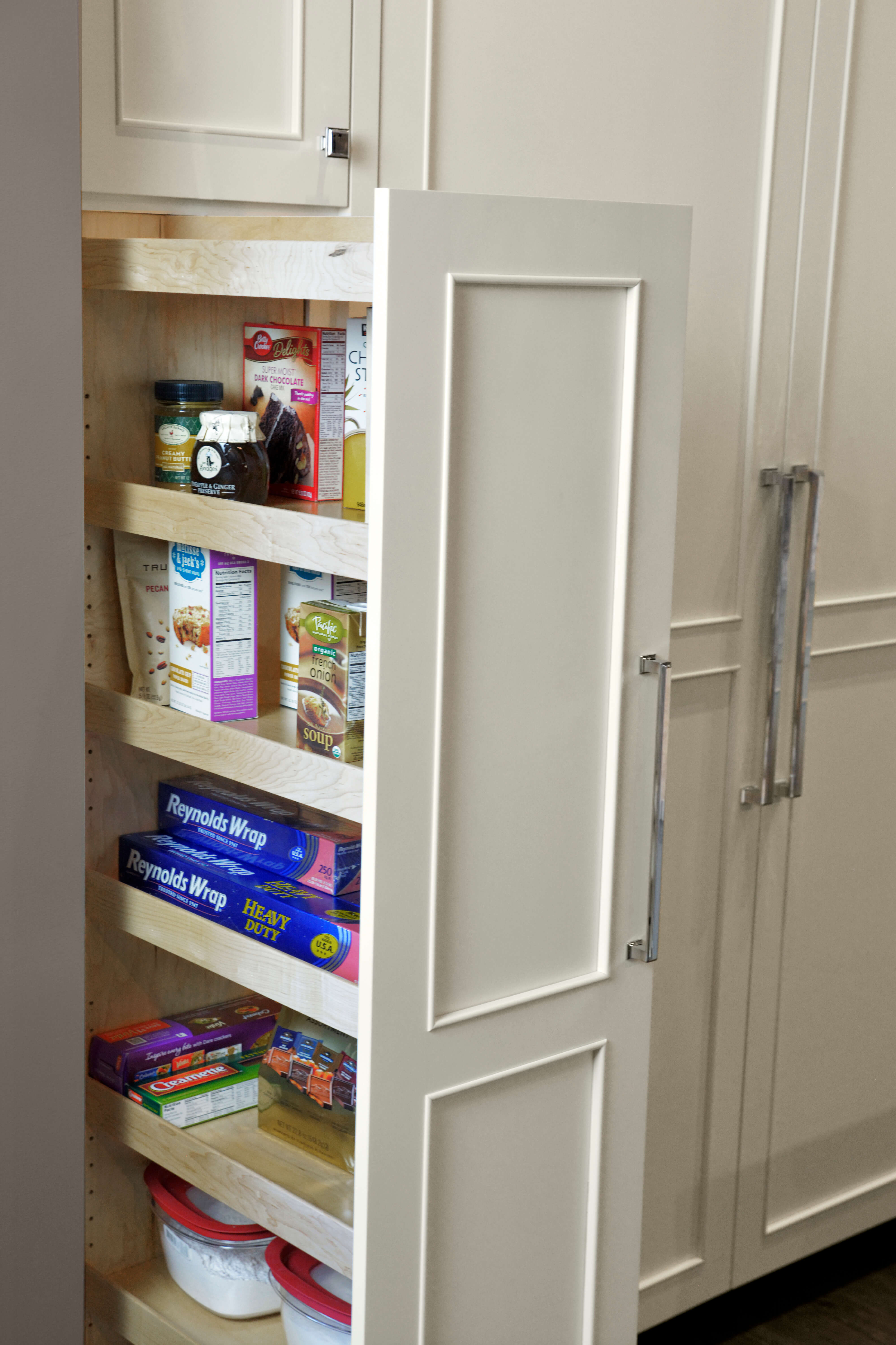 Tall Pull-Out Kitchen Pantry Cabinet