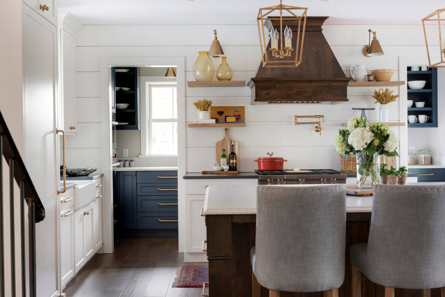Modern Farmhouse Style in a Minnesotan Kitchen - Dura Supreme Cabinetry
