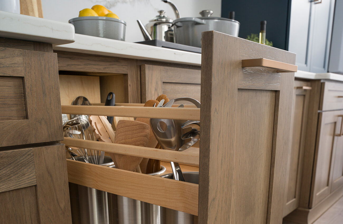 Crestwood framed cabinetry from Dura Supreme offers ingenious storage solutions for every situation. Optimize, maximize, and organize every valuable inch of your storage space with our wide array of kitchen & bath storage options..