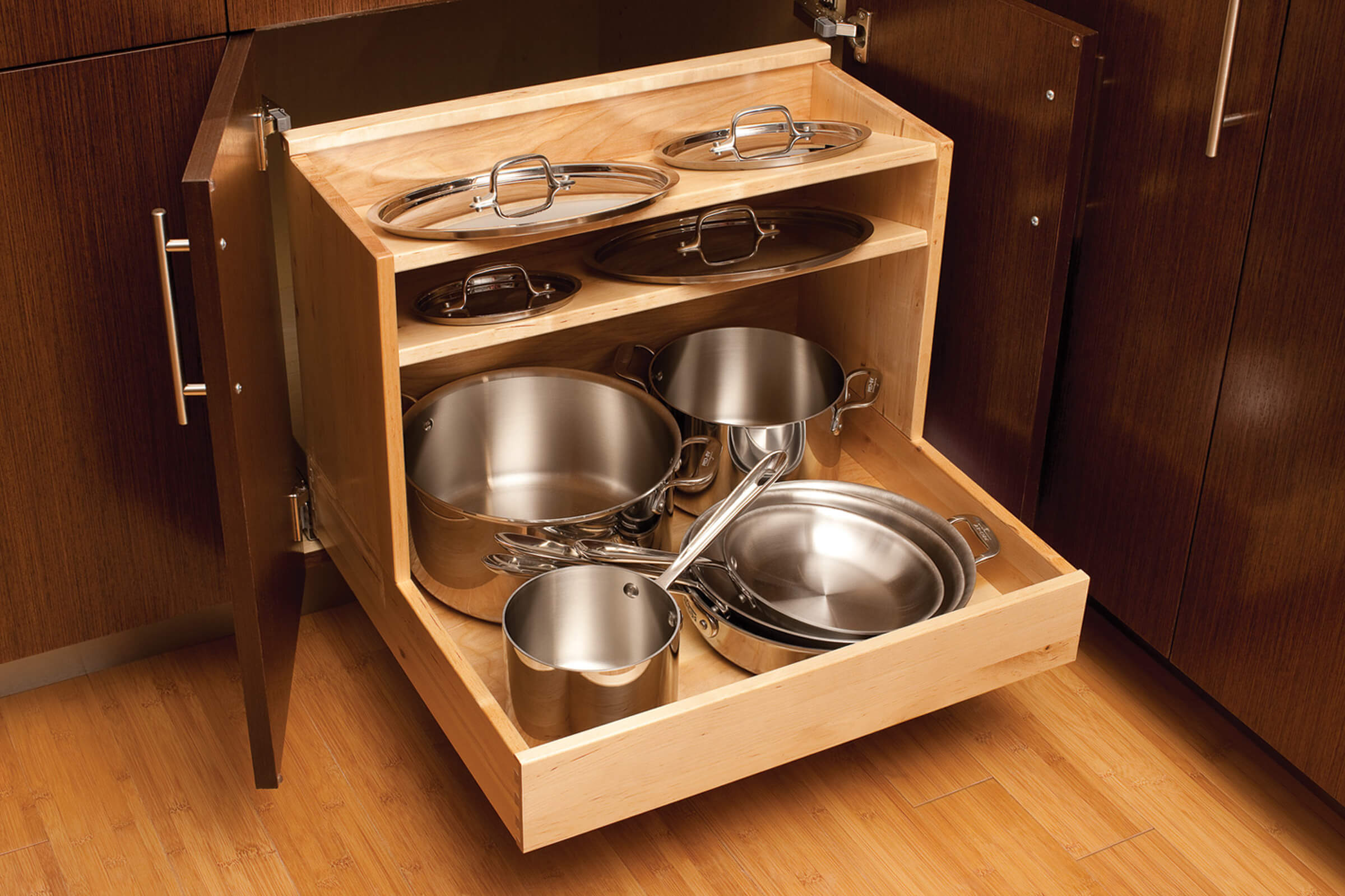 20 in Pullout Cookware Organizer