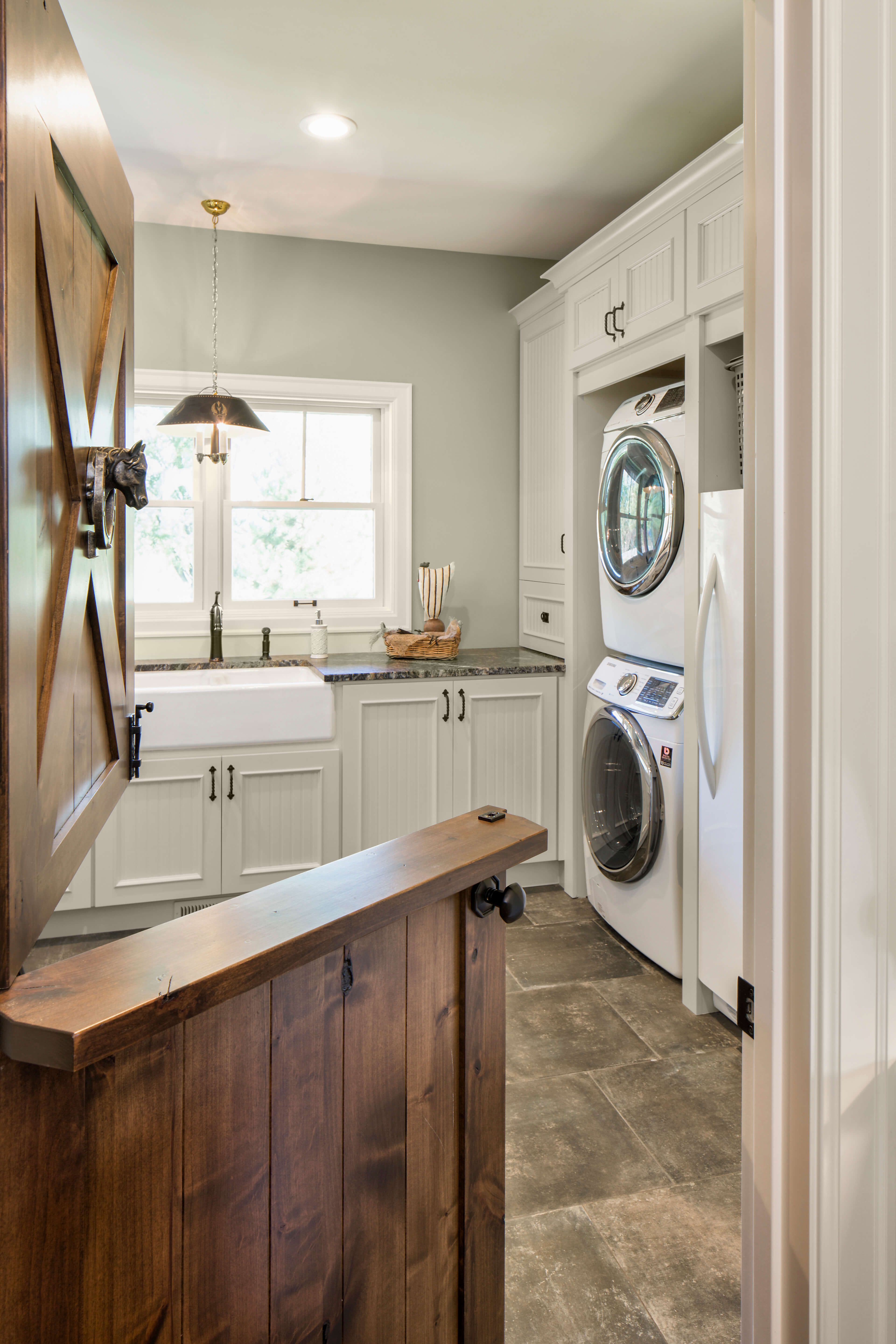 5 Must-Haves For Your Laundry Room