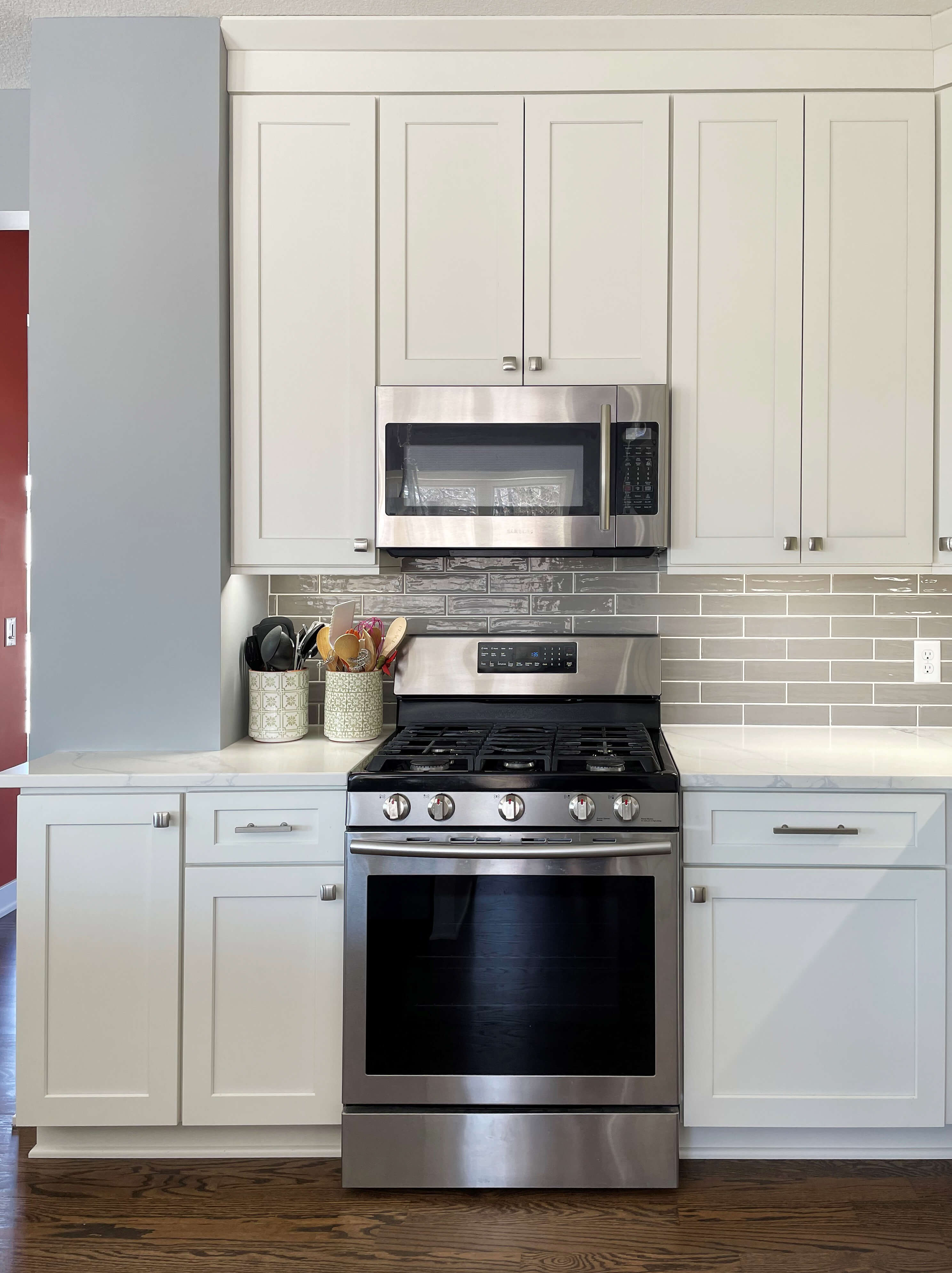 Kitchen Design: Cooking with Gas or Electric? - Dura Supreme Cabinetry