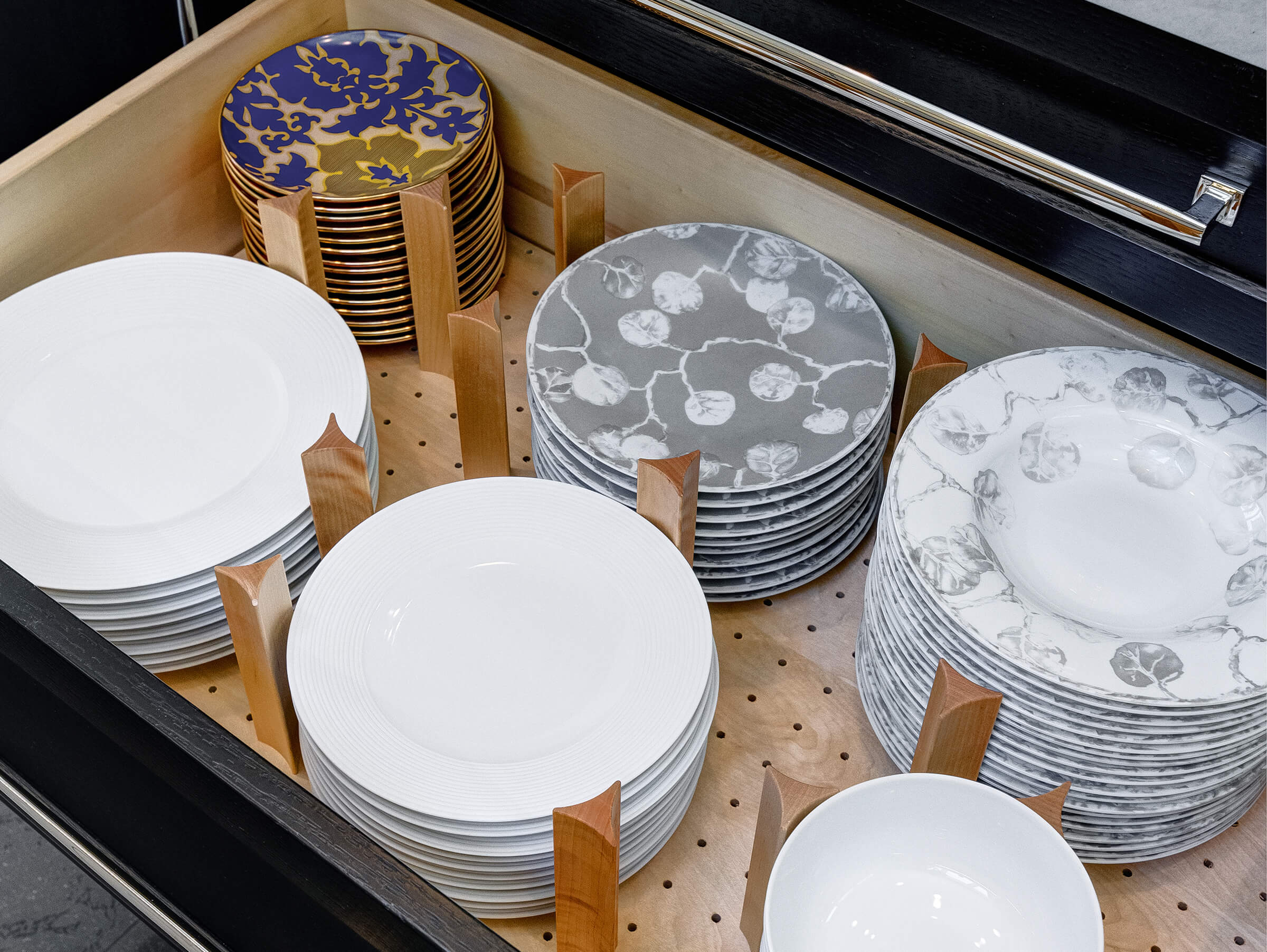 The Dish Storage Drawer offers a convenient location below the countertop for stacks of plates and bowls. This is a great solution if you’re planning to age-in-place or if you have children that enjoy helping out with the dishes.