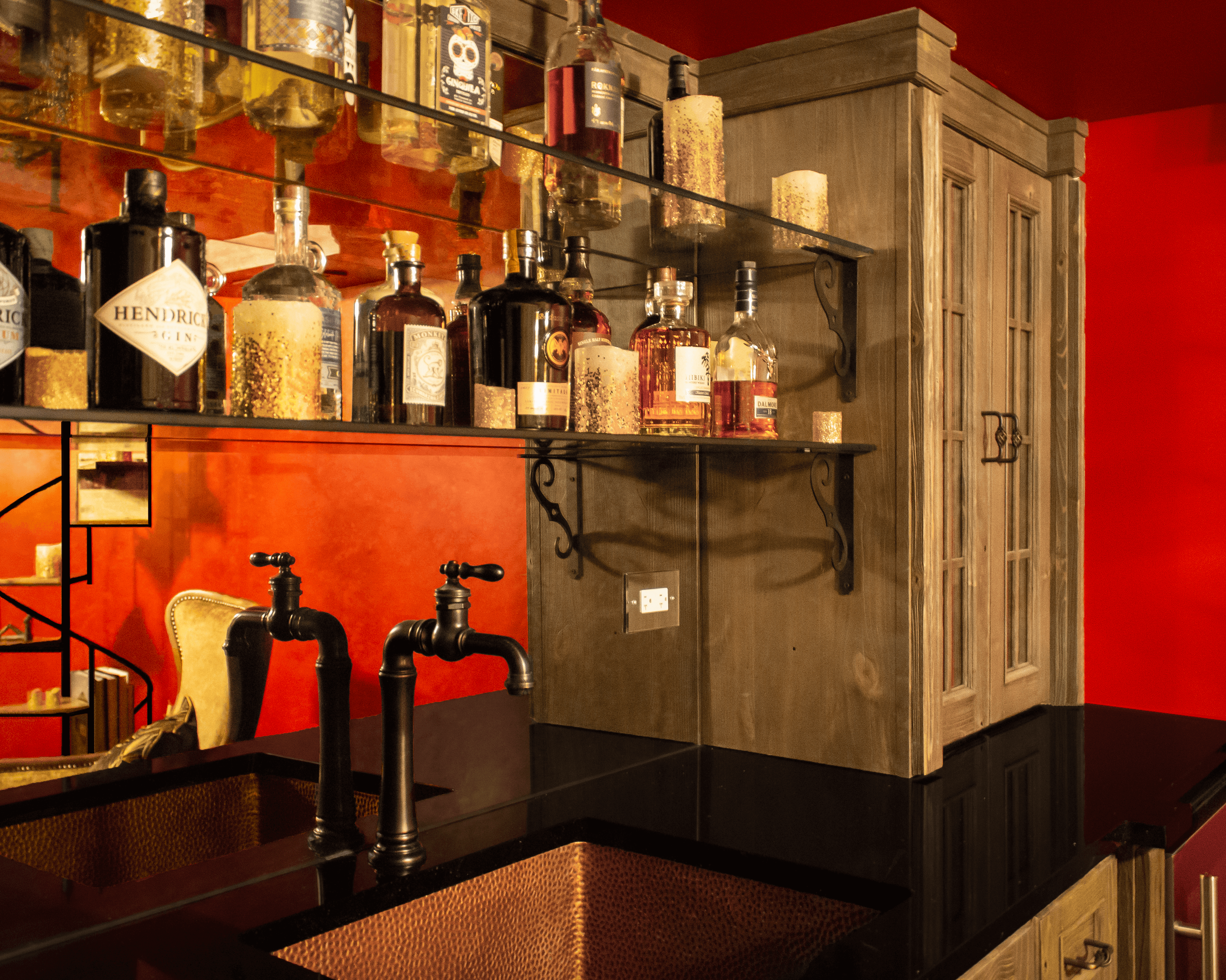 How to Create a Home Speakeasy Bar in Your Basement  Speakeasy bar, Black  room decor, Speakeasy decor bar