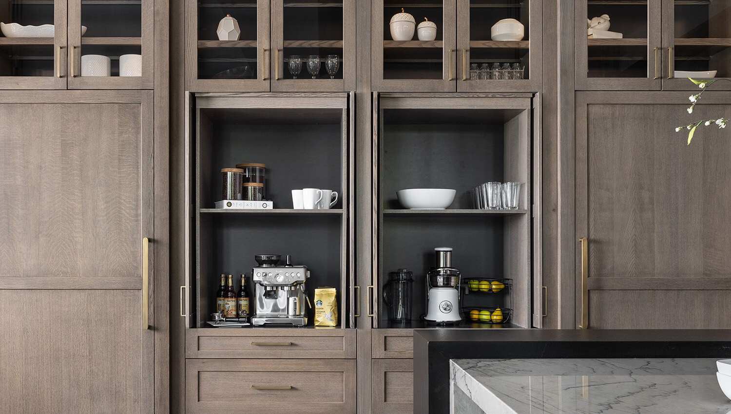 Larder Cabinets: From the History Books to the Newest Kitchen Design ...
