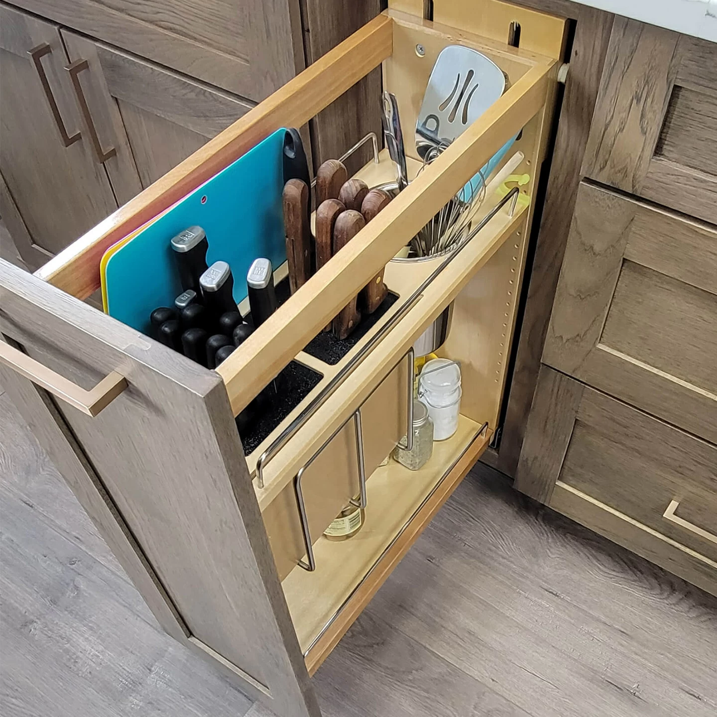 Base Pull-Out Knife Block & Utensil Cups